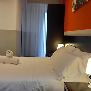 Aniene 3*, Rome Italy