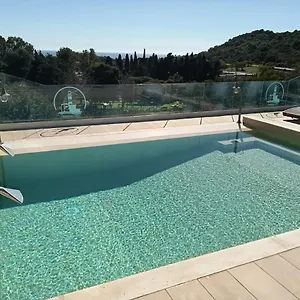 https://crabonaxa-suites.in-sardinia.net
